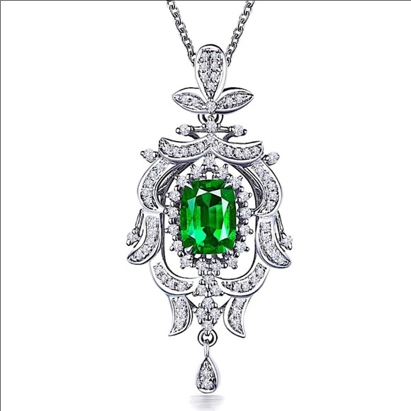 Emerald Green Sterling Silver Crystal Pendant Charm Necklace - Picture 5 of 5